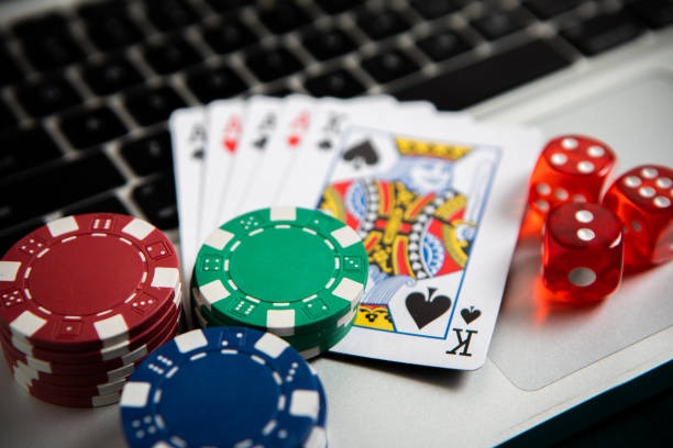 surya898 Togel Online interface showing number selection and draw schedule